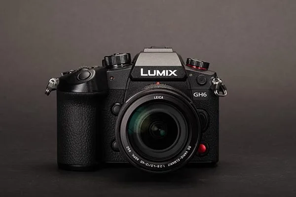 Panasonic Lumix GH6