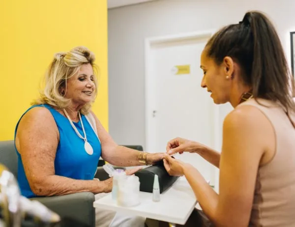 Collaborate with a stylist