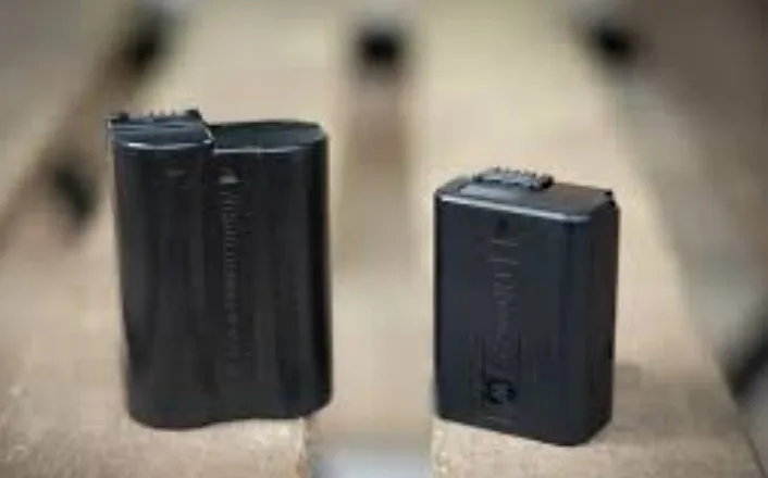 DSLR and Mirrorless Camera Battery Life Differences wiki